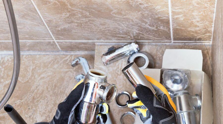 Professional gutter cleaning in Chester, ID